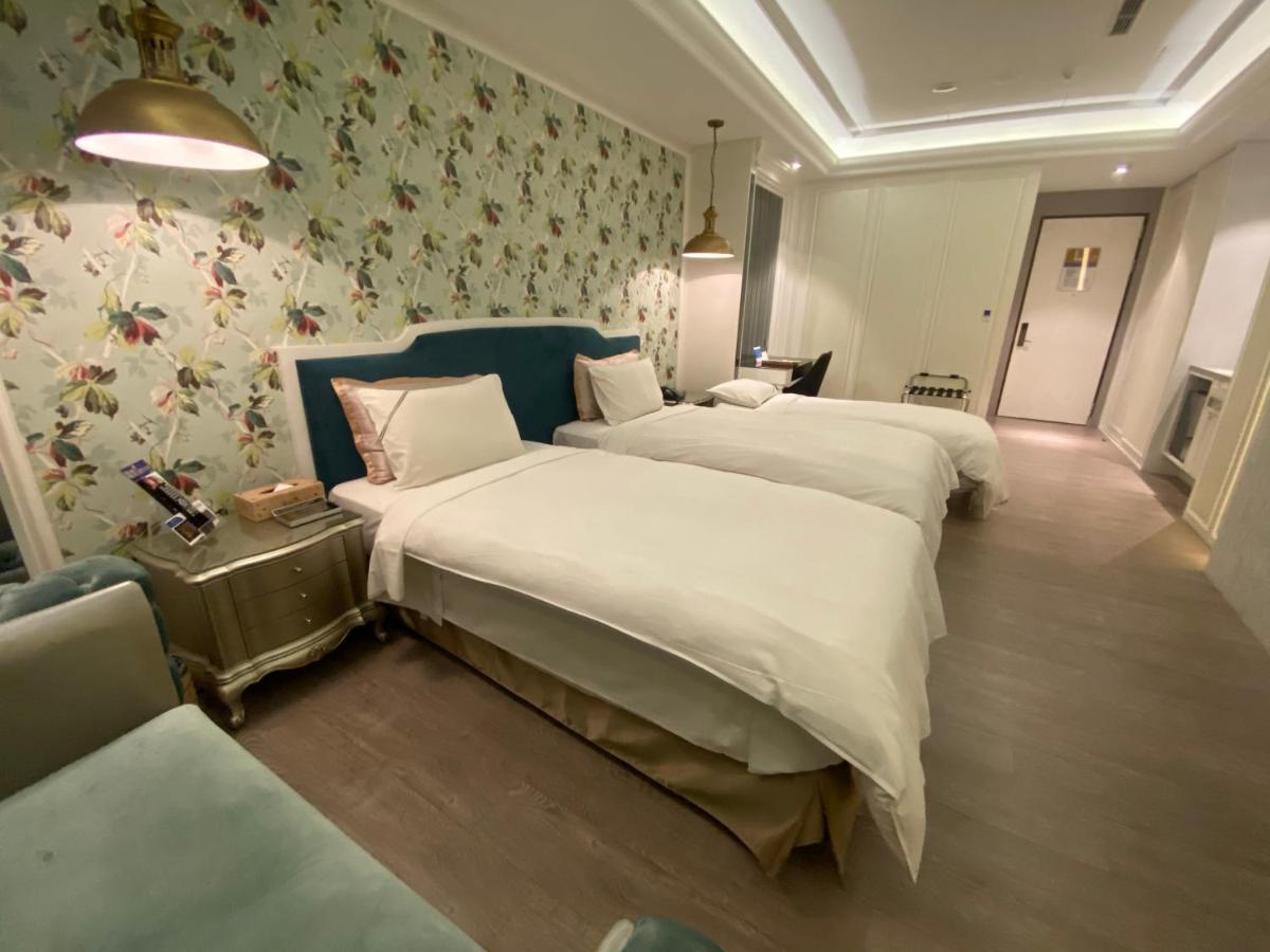 U-Her Hotel Tchaj-čung Exteriér fotografie