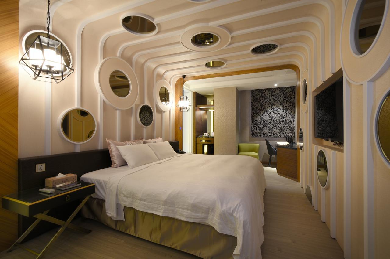 U-Her Hotel Tchaj-čung Exteriér fotografie