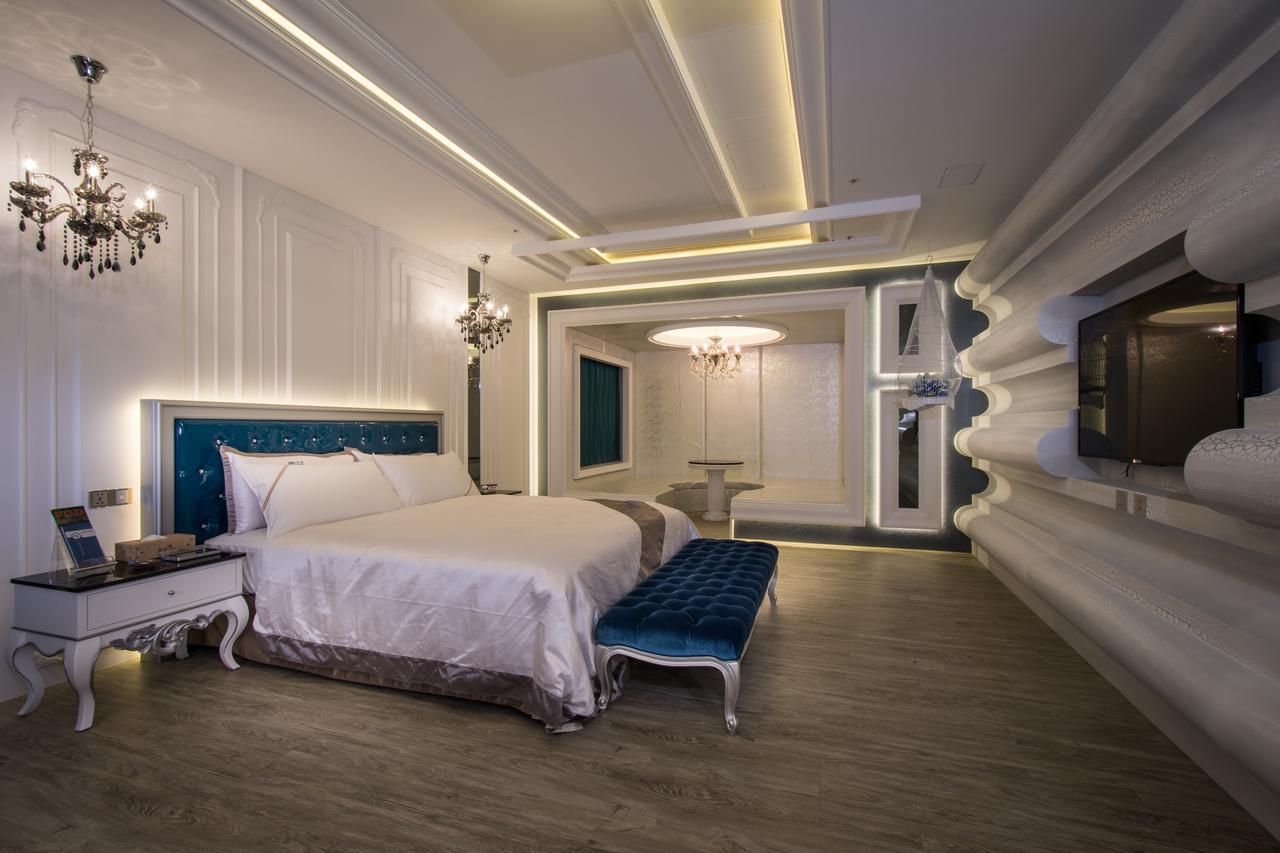 U-Her Hotel Tchaj-čung Exteriér fotografie