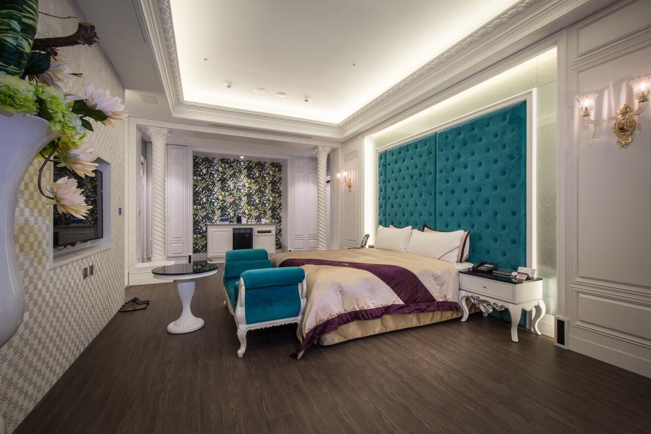 U-Her Hotel Tchaj-čung Exteriér fotografie